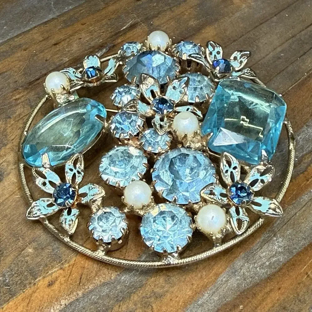 Vintage Weiss Blue Glass Rhinestone Forget Me Not Enamel Floral Brooch